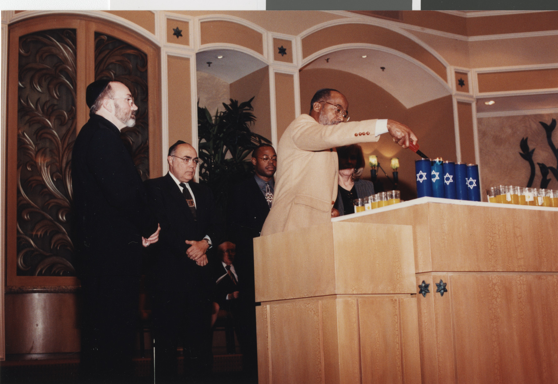 Photograph of event hosted by the Jewish Federation of Las Vegas, 1998-2000