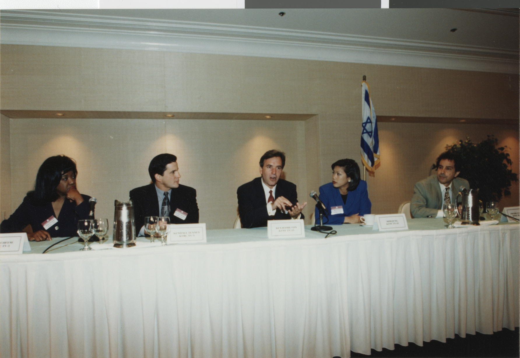 Photograph of event hosted by the Jewish Federation of Las Vegas, 1998-2000