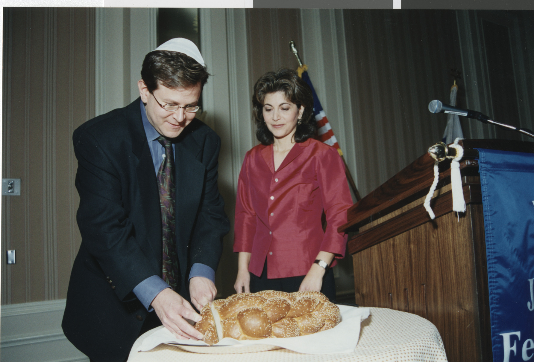 Photograph of Pacesetter Celebrity Dinner Event, 2000