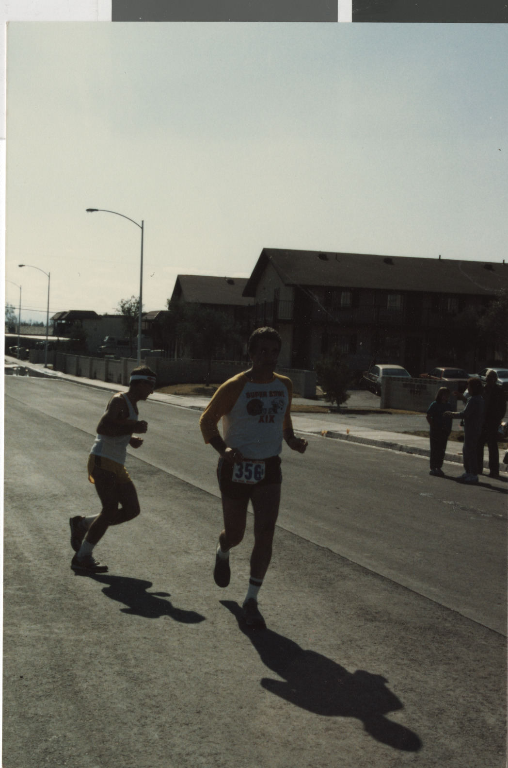 Photograph of Ron Lurie running a race
