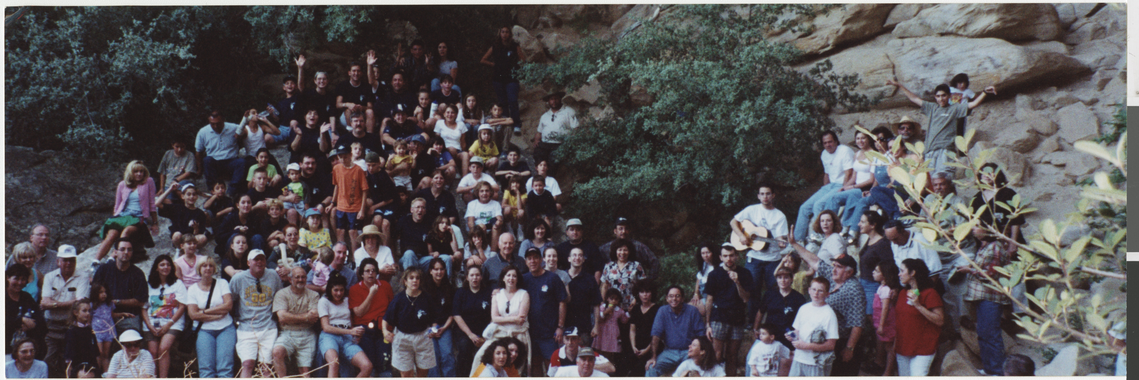 Photograph of group from Temple Beth Sholom at Red Rock, 2000