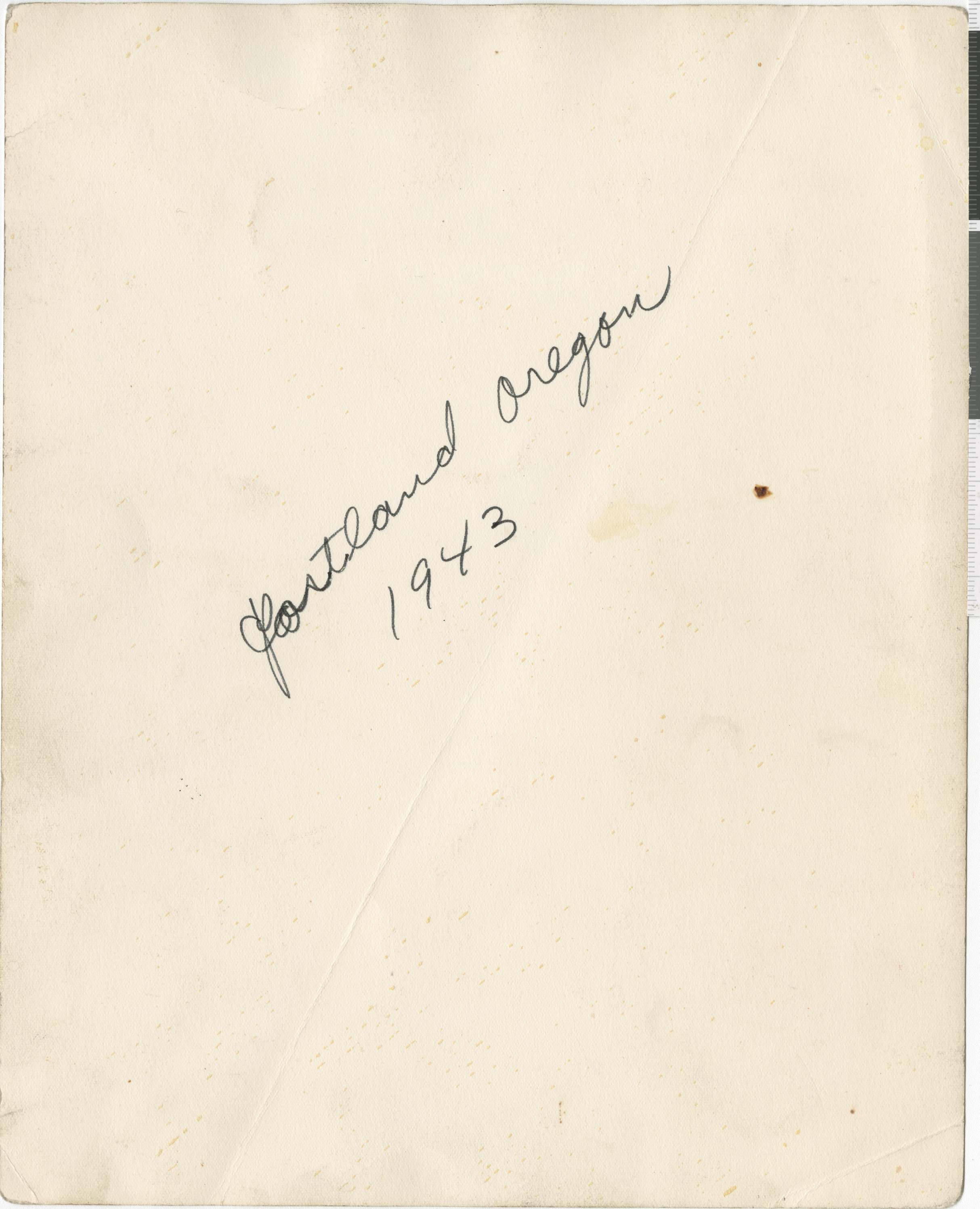 Photograph of George and Eileen Brookman, Portland, Oregon, 1943, back