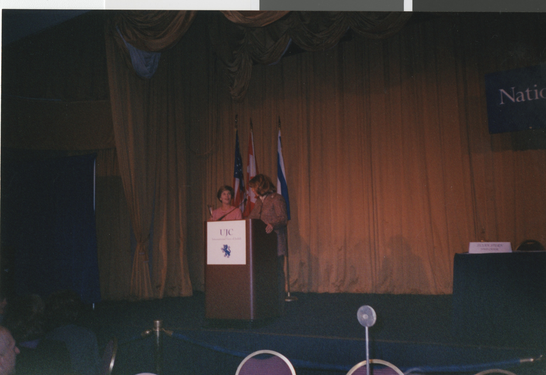 Photograph of International Lion of Judah, National Women's Philanthropy Conference, 2004
