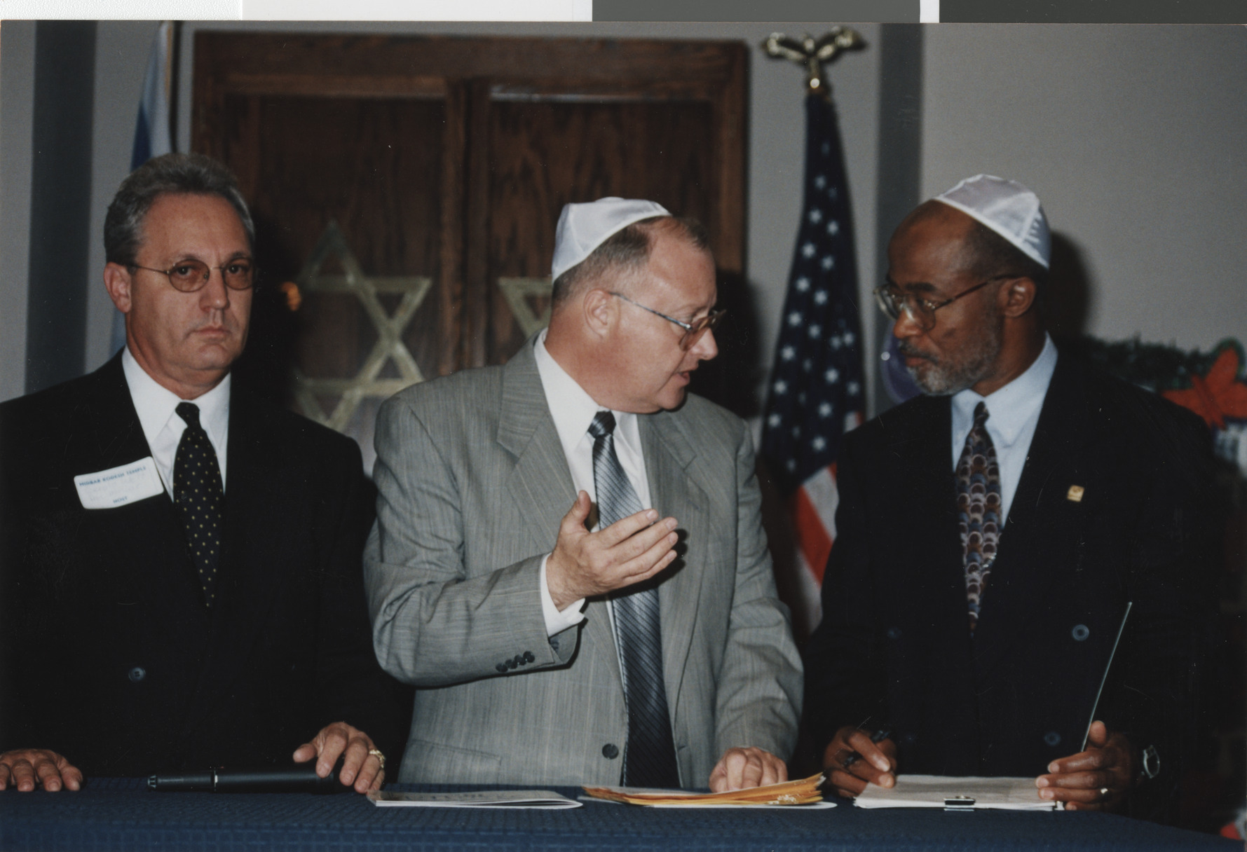 Photograph of Yom Ha'Shoah at Midbar Kodesh Temple, 2000