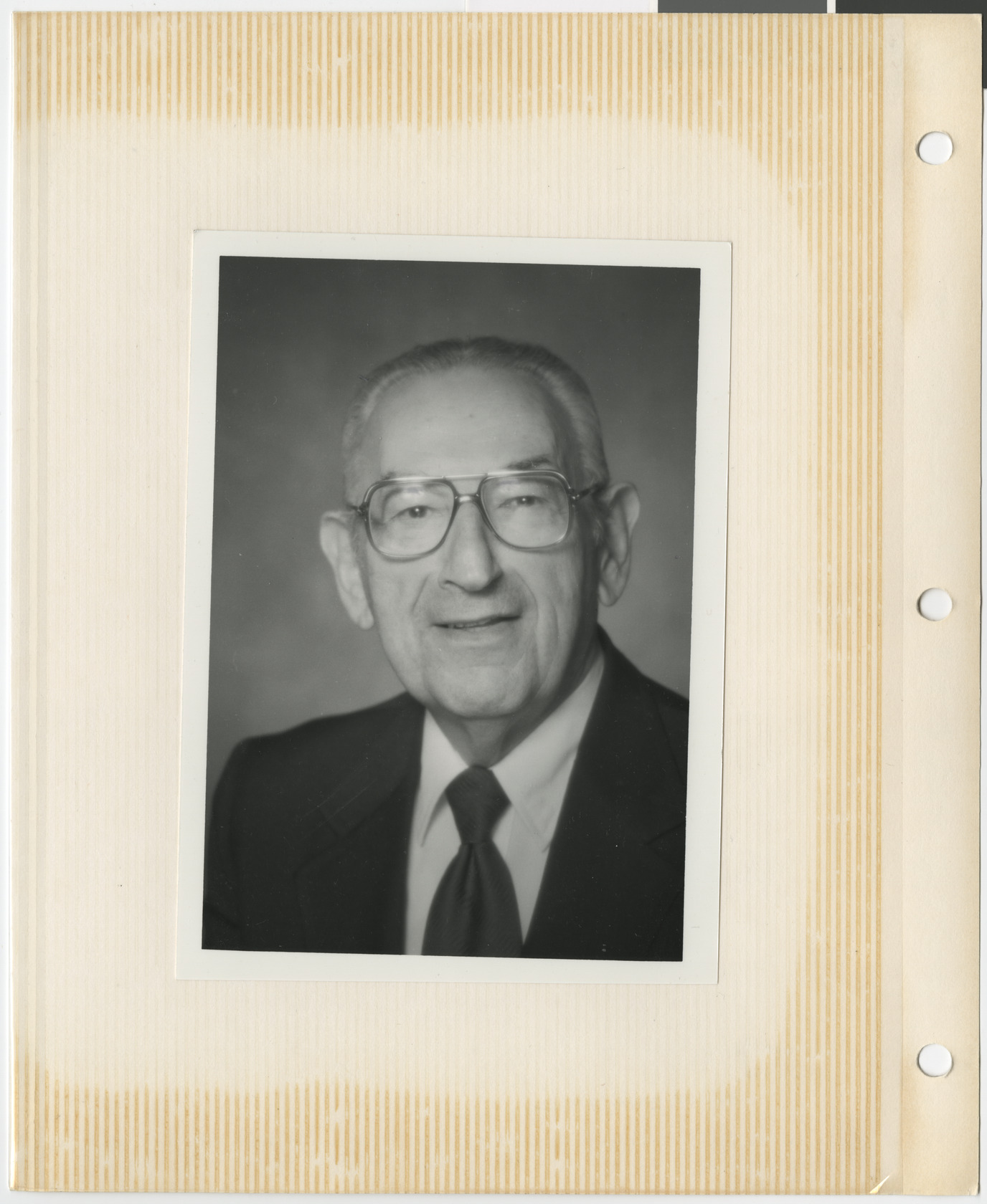 Photograph of Leo Wilner