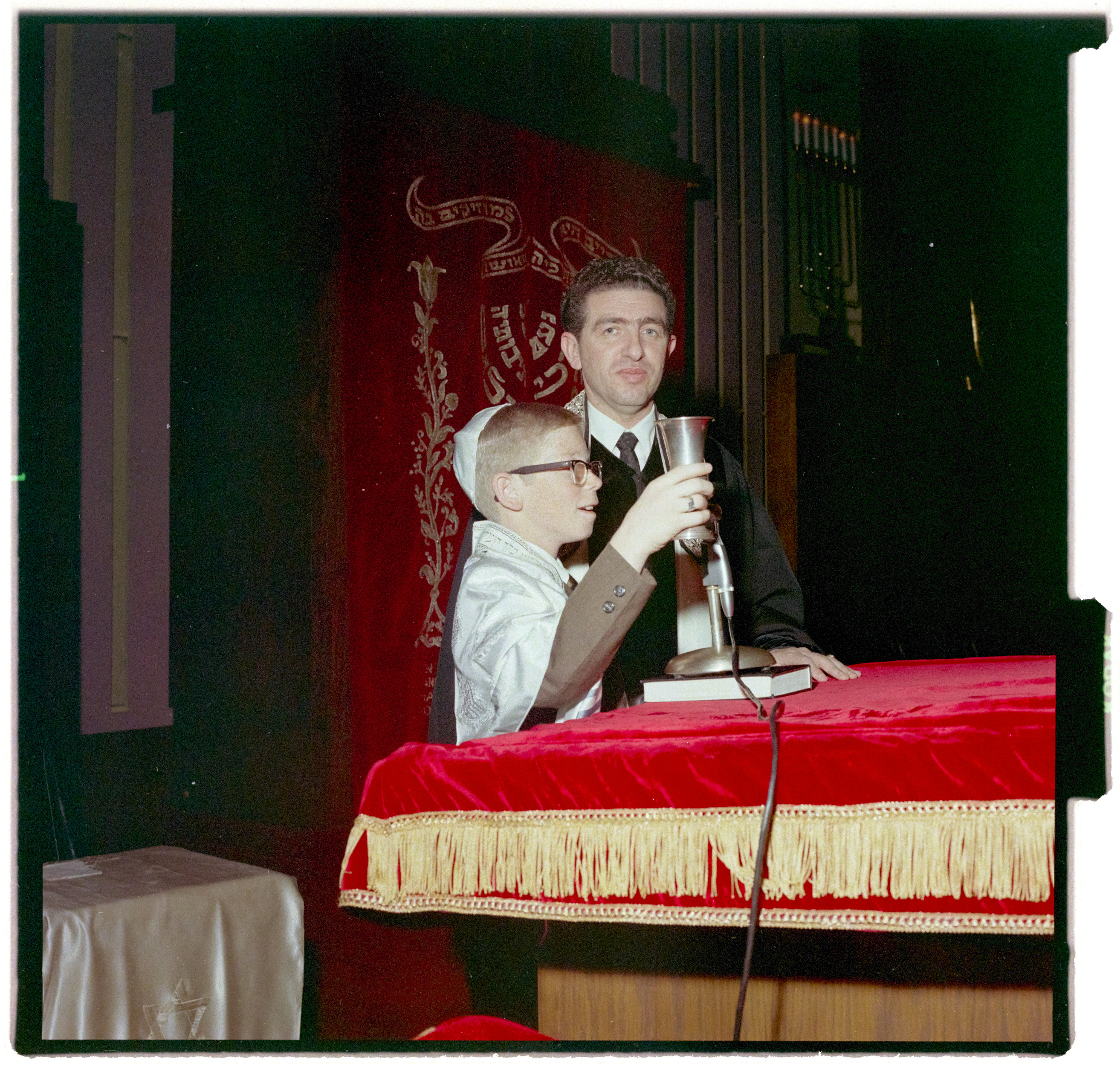 Photographs of Andrew Levy Bar Mitzvah, image 03