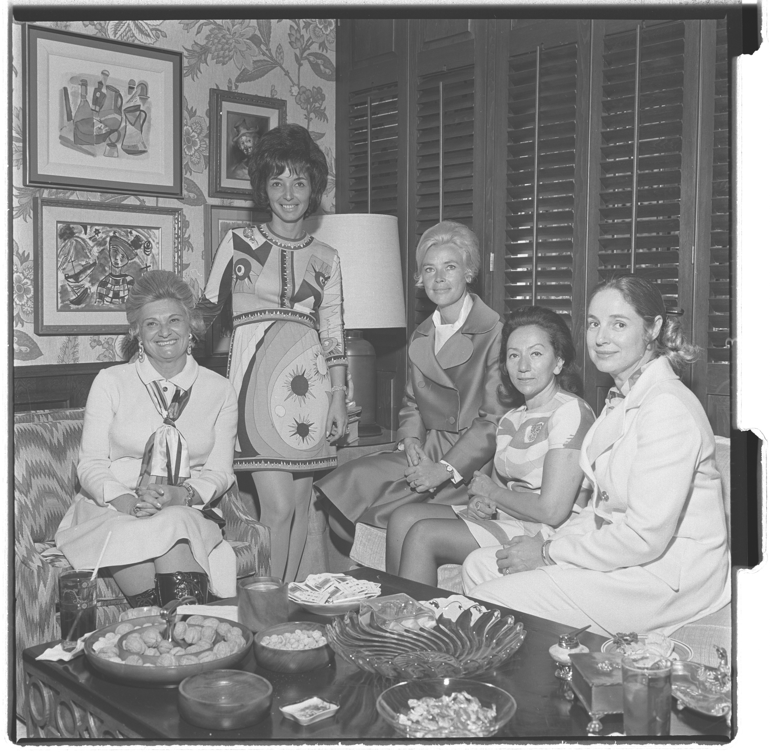 Photographs of Combined Jewish Appeal (Frank Cohen's Apartment), image 04