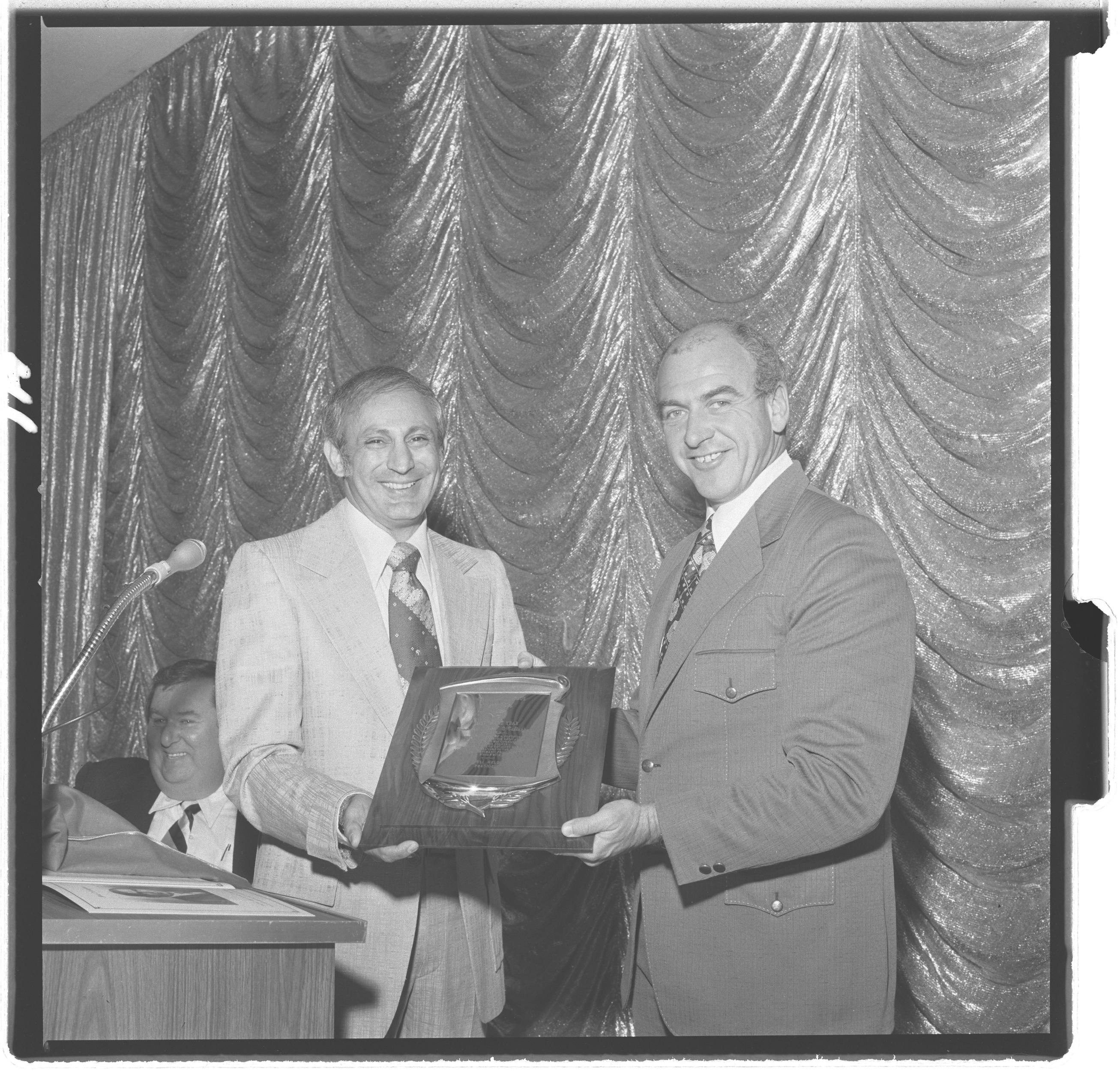 Photographs of B'nai B'rith(Man of the Year) Mike O'Callaghan - Gov. of Nevada with wife Carolyn, image 09