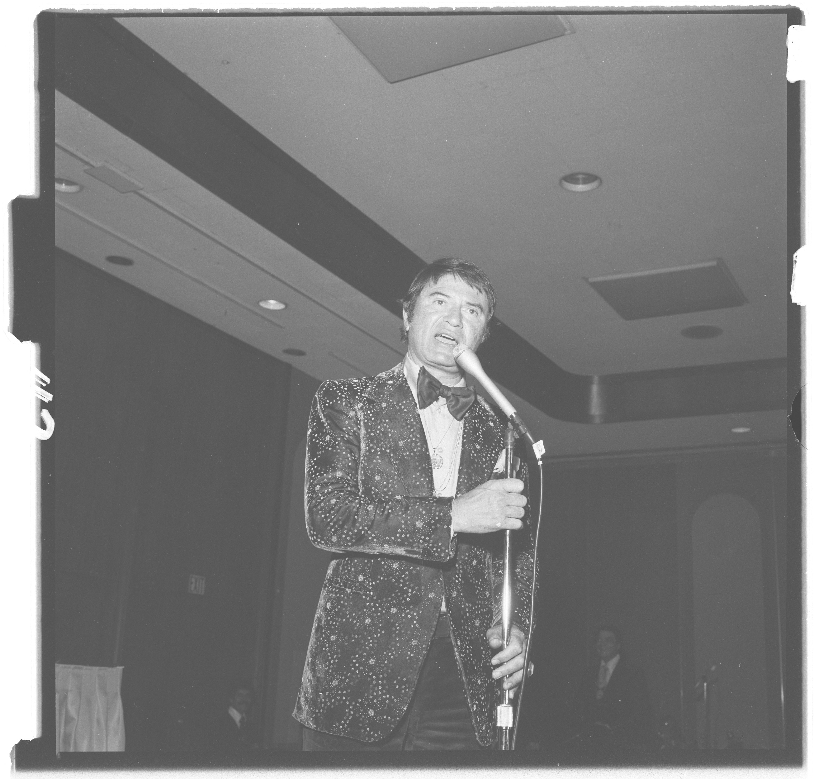 Photographs of B'nai B'rith(Man of the Year) Mike O'Callaghan - Gov. of Nevada with wife Carolyn, image 10