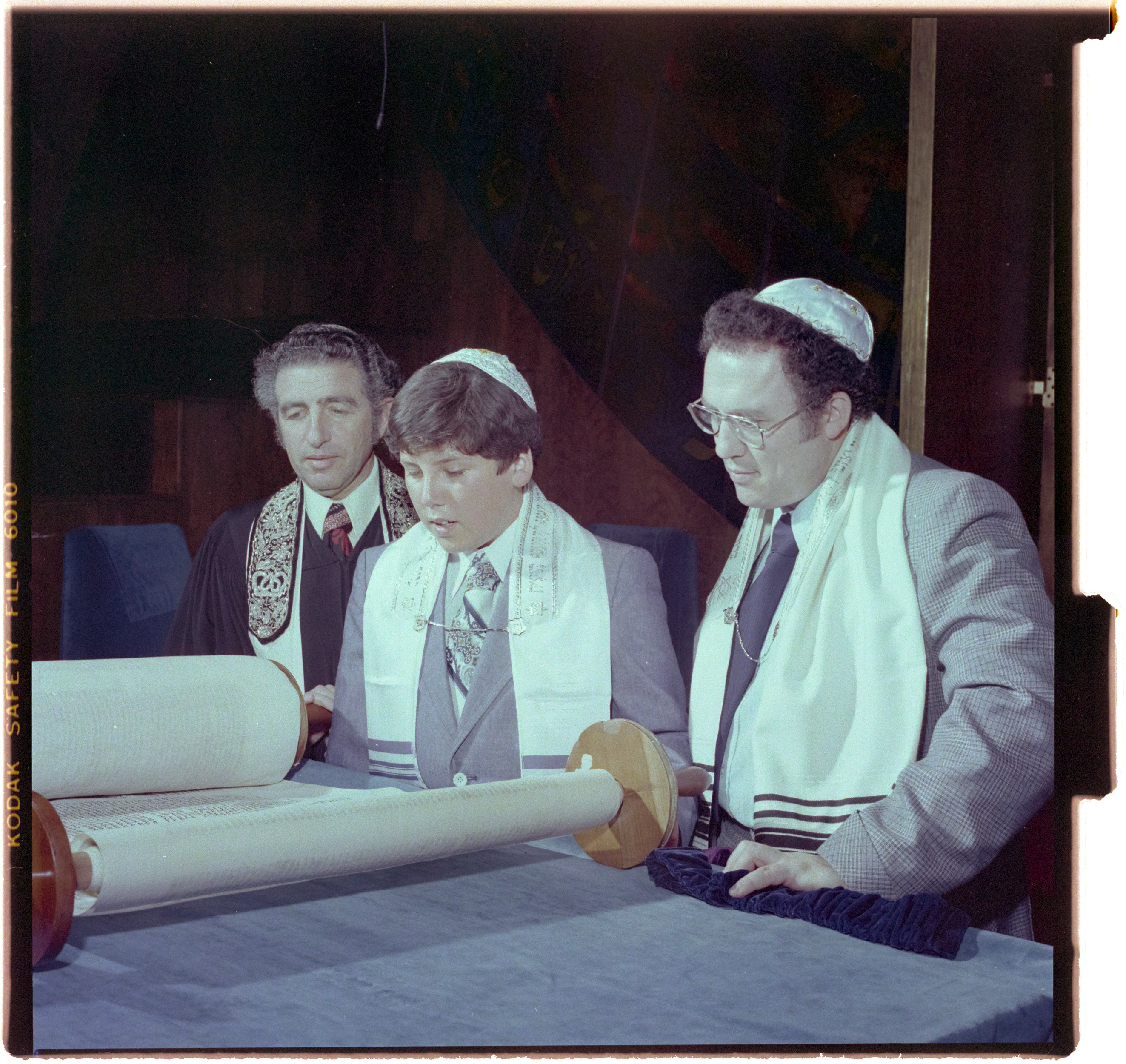 Photographs of Michael Steinberg Bar Mitzvah, image 07