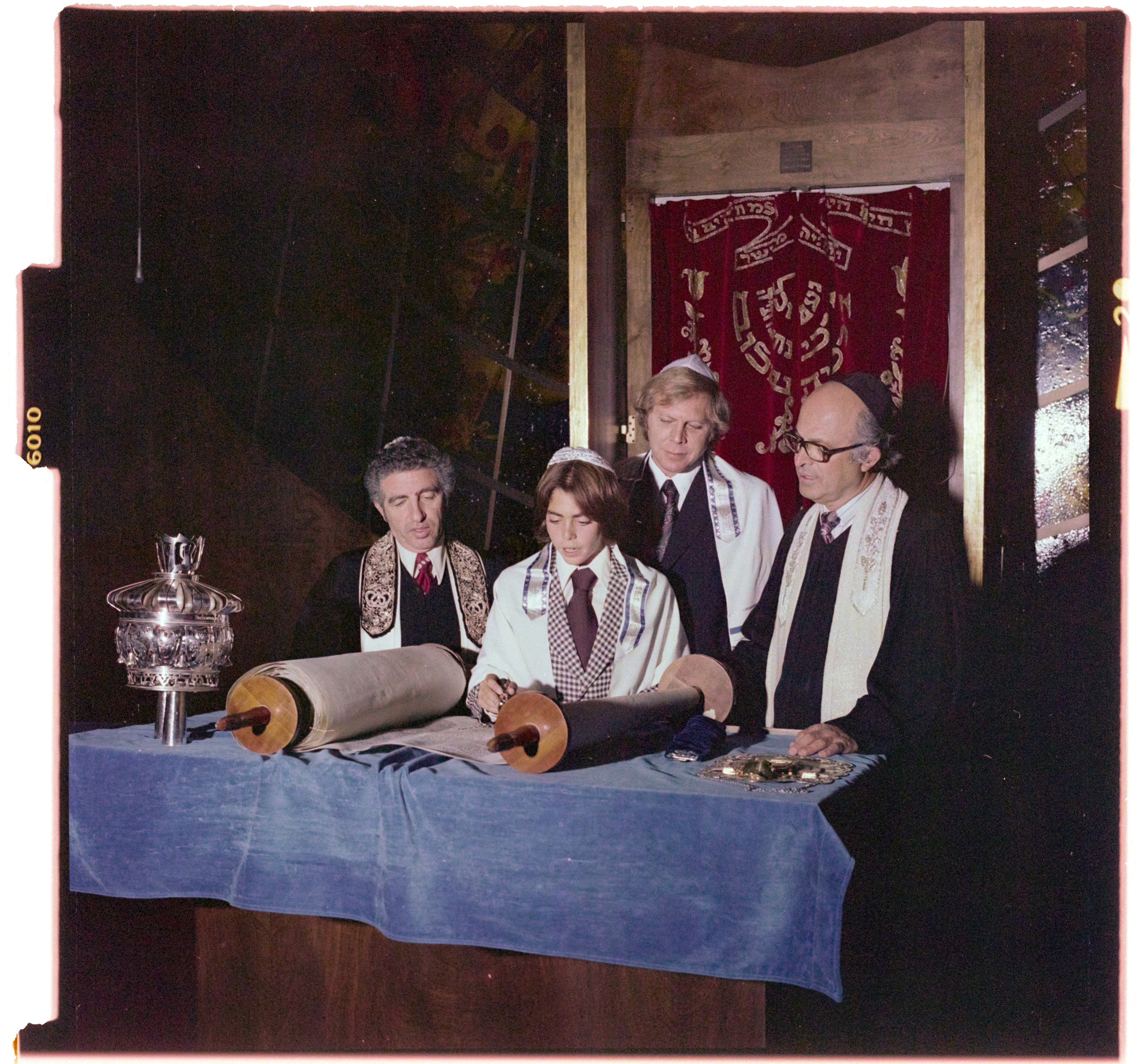 Photographs of Mason, Billy, image 03
